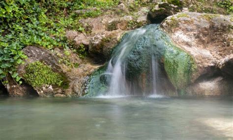  Aiko Hot Spring: Um Oásis de Relaxamento e Beleza Natural em Ulanqab!