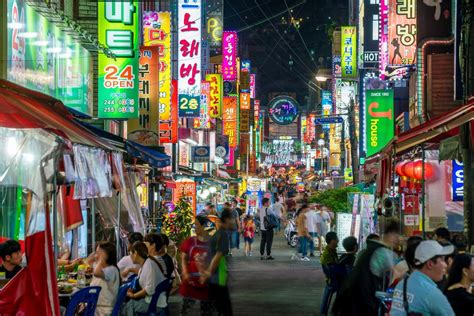 부산 남포동, 바다의 노래와 도시의 숨결이 만나는 곳