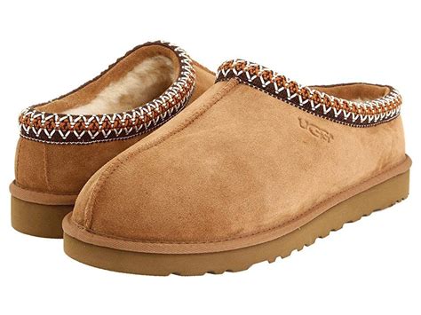 Do UGG Slippers Stretch Out: Exploring the Comfort and Durability of Your Favorite Footwear