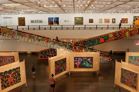  Museu de Arte de Yulin Uma Jornada Colorida Através da História e Cultura Local!