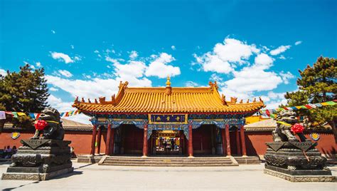 O Templo Dazhao: Um Tesouro Arquétipo da Cultura Mongol em Hohhot!